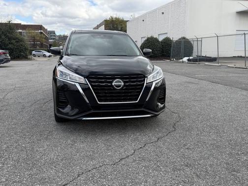 2021 Nissan Kicks S