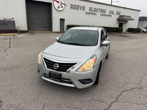 2018 Nissan Versa 1.6 S+
