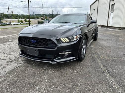 2015 Ford Mustang V6