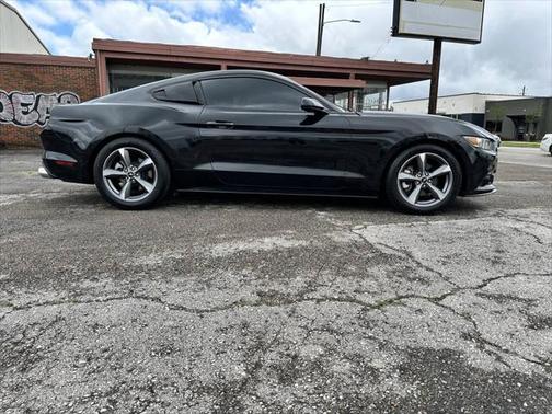 2015 Ford Mustang V6
