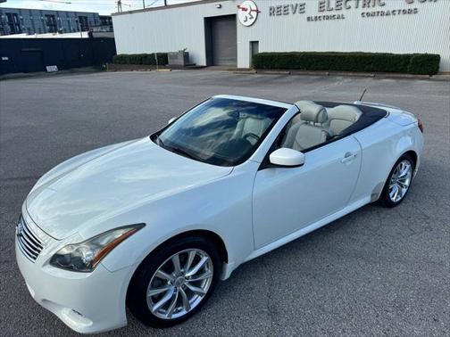 2011 INFINITI G37 Base