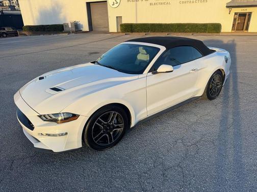 2020 Ford Mustang EcoBoost Premium