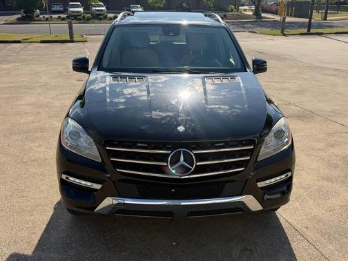 Black 2013 Mercedes-Benz M-Class 4MATIC