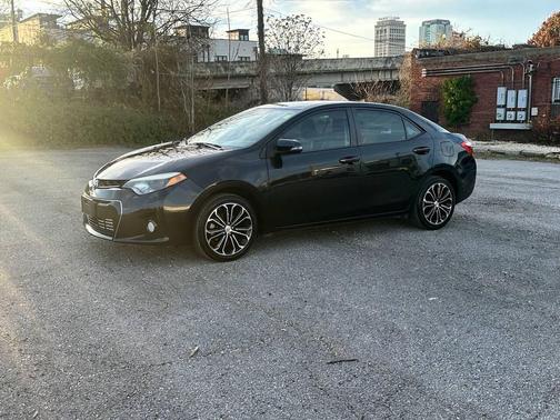 2016 Toyota Corolla LE Plus