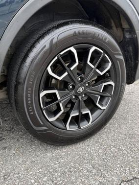 Magnetic Gray Metallic 2017 Toyota RAV4 LE
