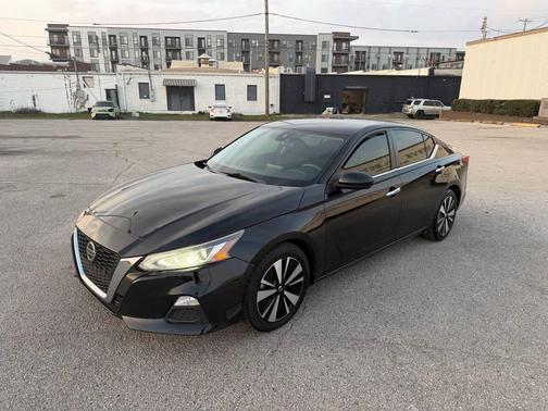 2021 Nissan Altima 2.5 SV