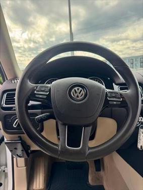 2014 Volkswagen Touareg 3.6L Sport