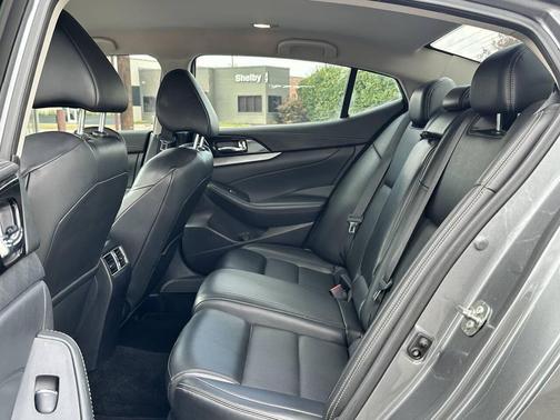 2017 Nissan Maxima 3.5 SV