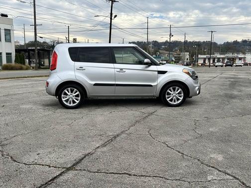 2012 Kia Soul +