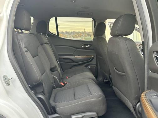 2020 GMC Acadia FWD SLE