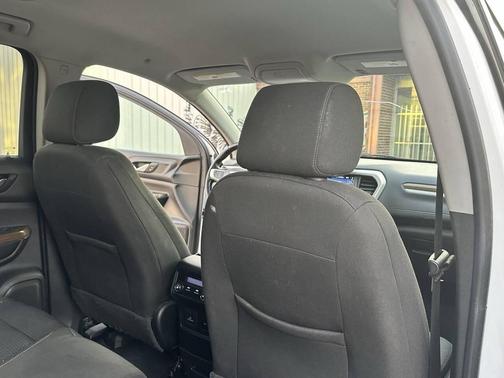 2020 GMC Acadia FWD SLE