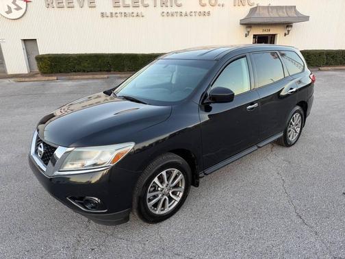 2015 Nissan Pathfinder S