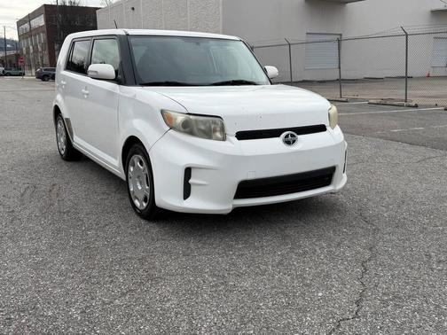 2011 Scion xB Release Series 8.0