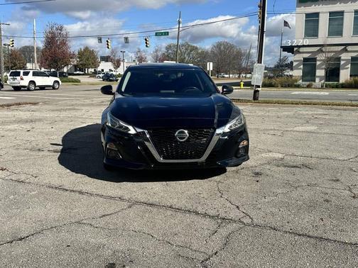 2019 Nissan Altima 2.5 SR