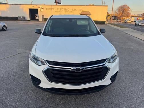 2018 Chevrolet Traverse LT Cloth