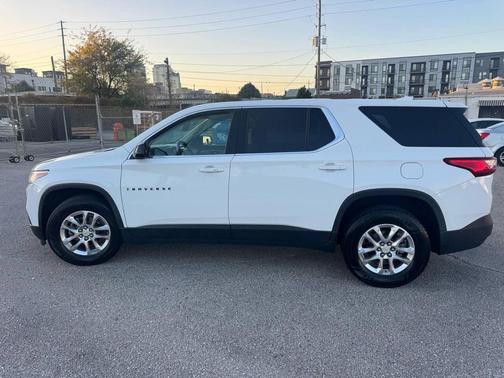2018 Chevrolet Traverse LT Cloth