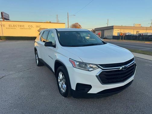 2018 Chevrolet Traverse LT Cloth