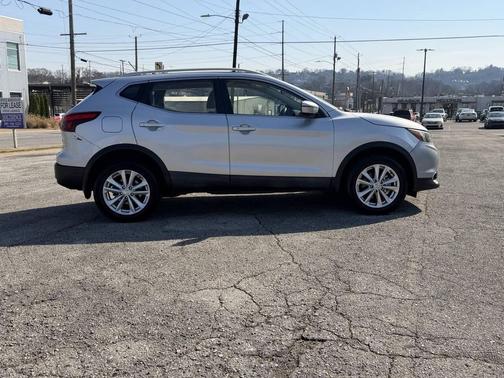 2018 Nissan Rogue Sport SV