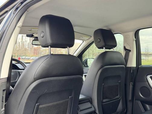 2018 Land Rover Discovery Sport SE