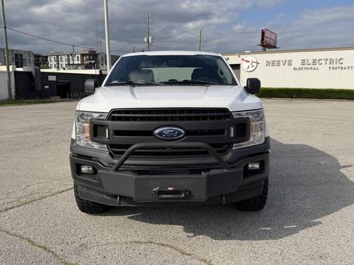 Oxford White 2018 Ford F-150 XLT