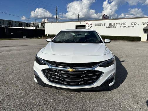 2022 Chevrolet Malibu FWD LT