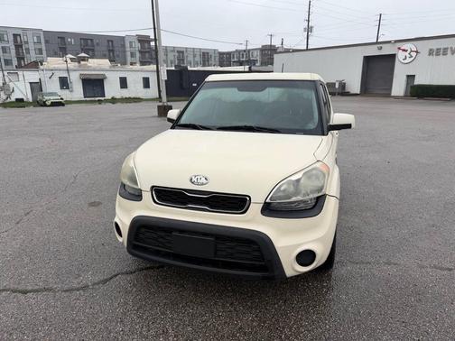 2013 Kia Soul Base