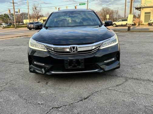 2017 Honda Accord Touring V6