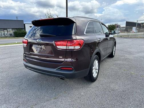 2016 Kia Sorento LX