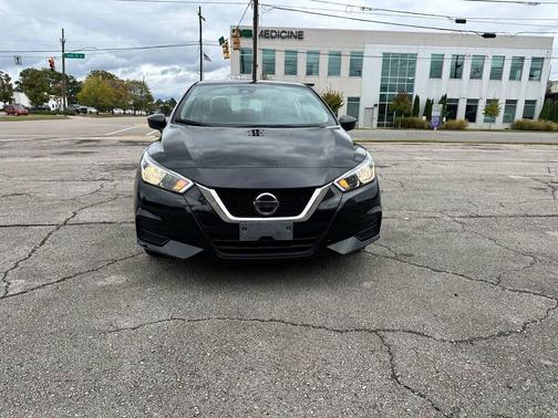 2022 Nissan Versa 1.6 SV