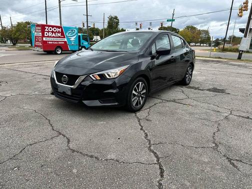 2022 Nissan Versa 1.6 SV