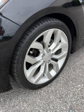 Ultra Black 2012 Hyundai Veloster Base