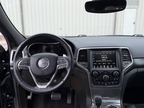 2017 Jeep Grand Cherokee Altitude