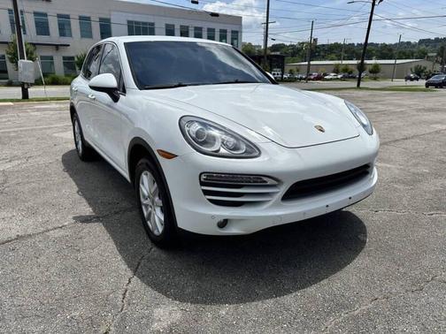2013 Porsche Cayenne Cayenne
