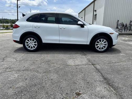 2013 Porsche Cayenne Cayenne