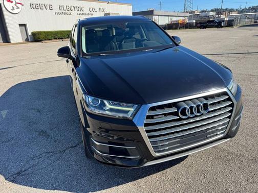 2019 Audi Q7 45 Premium