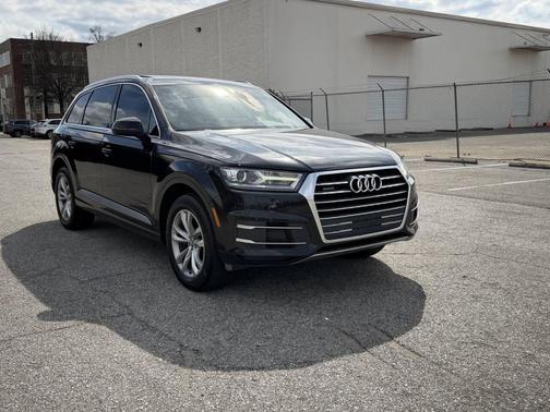 2019 Audi Q7 45 Premium