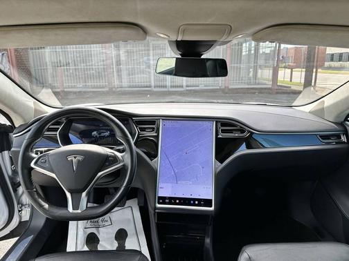 2016 Tesla Model S 70