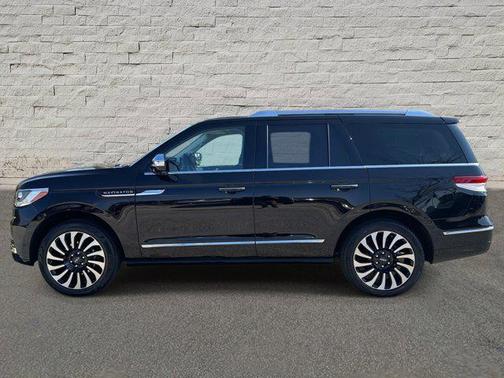 2023 Lincoln Navigator Black Label