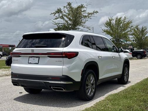 Summit White 2025 Buick Enclave Preferred FWD