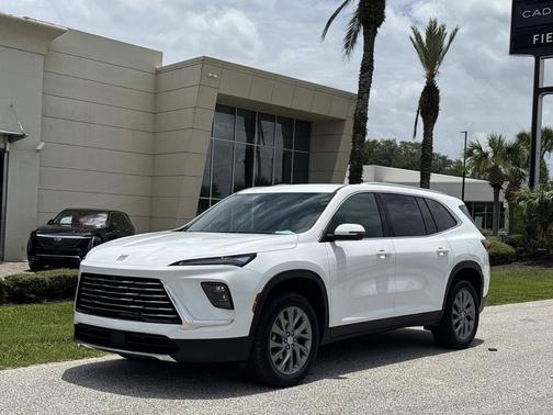 Summit White 2025 Buick Enclave Preferred FWD