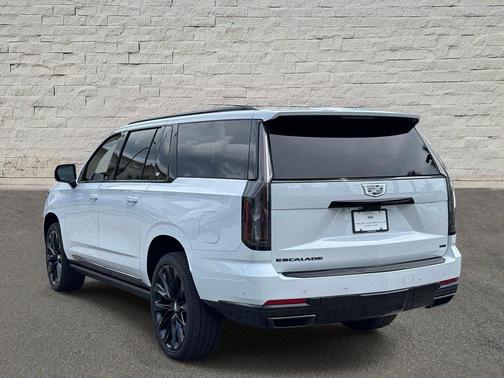 Vibrant White Tricoat 2026 Cadillac Escalade ESV Sport Platinum