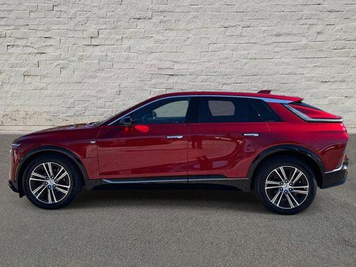 2024 Cadillac LYRIQ Luxury