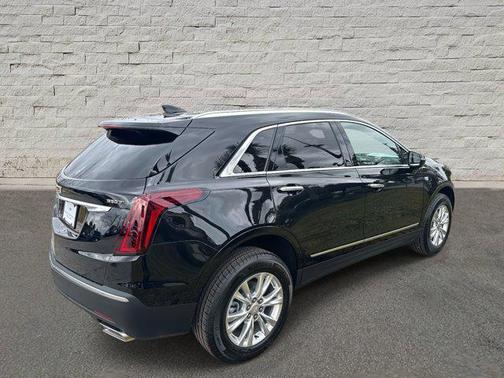 2026 Cadillac XT5 Luxury
