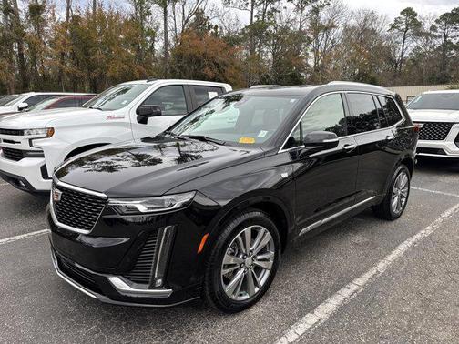 2025 Cadillac XT6 Premium Luxury FWD