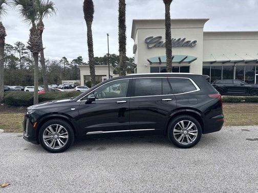 2025 Cadillac XT6 Premium Luxury FWD