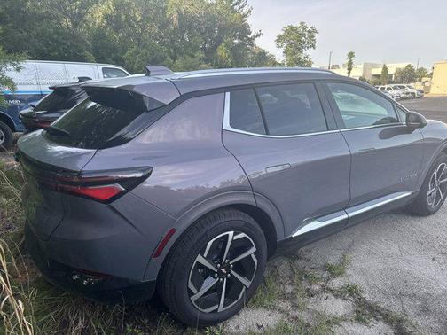 Galaxy Gray Metallic 2025 Chevrolet Equinox EV LT