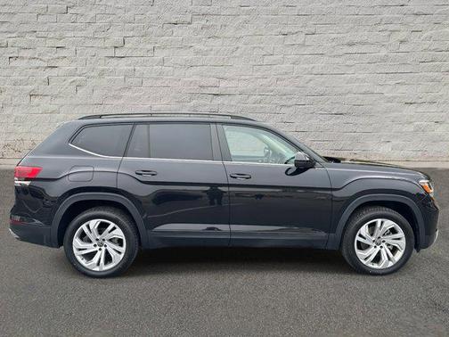 2021 Volkswagen Atlas 3.6L SE w/Technology