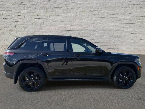 2024 Jeep Grand Cherokee Altitude