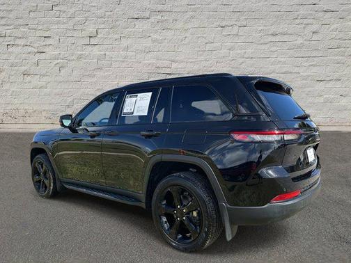 2024 Jeep Grand Cherokee Altitude