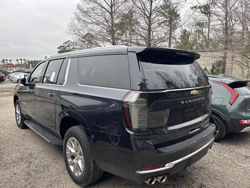 2025 Chevrolet Suburban Premier